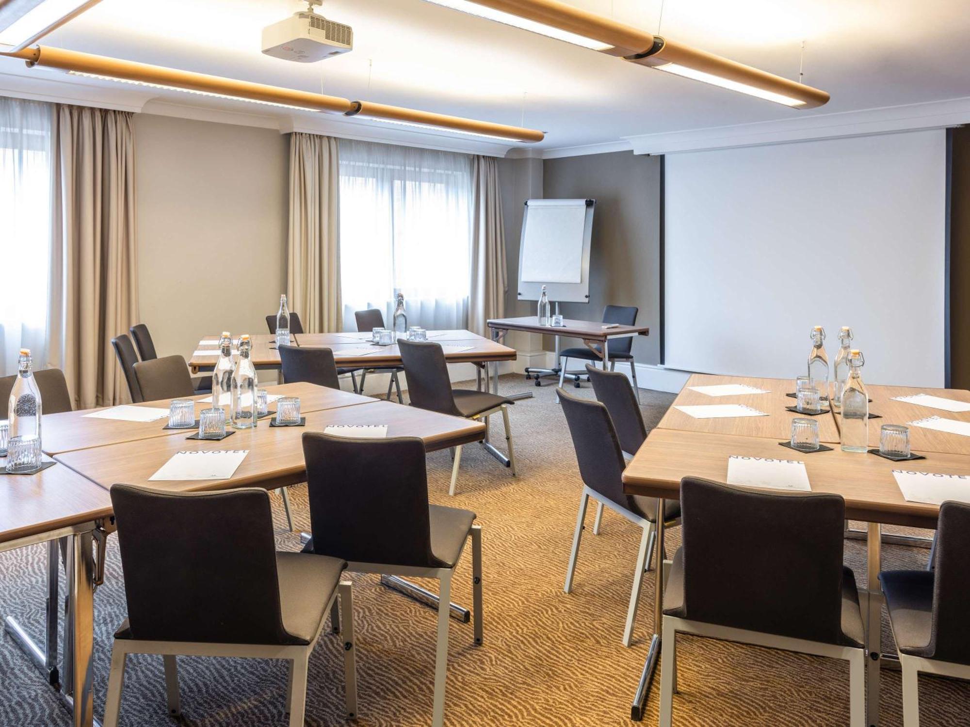 Novotel Bristol Centre Luaran gambar